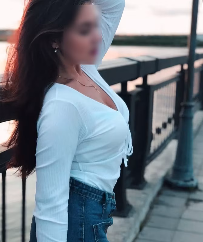 Bella